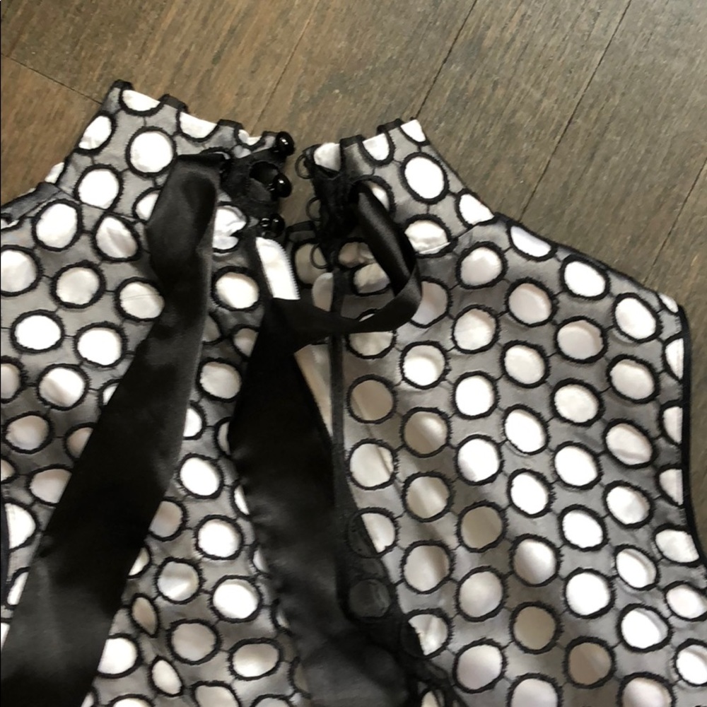 Dress - Picture 6 of 8